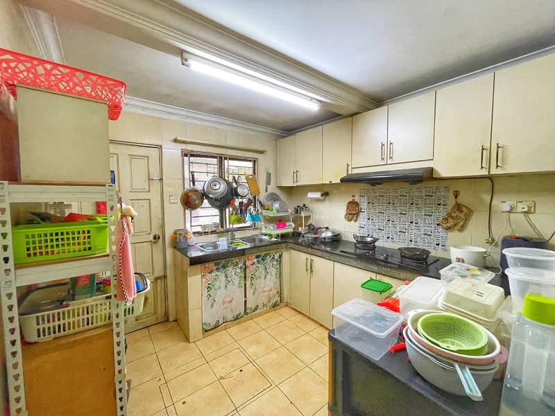 2-storey Terraced House for Sale in Bandar Baru Bangi (Selangor) - Nurul Naemah - Kitchen - PropertyGuru.com.my