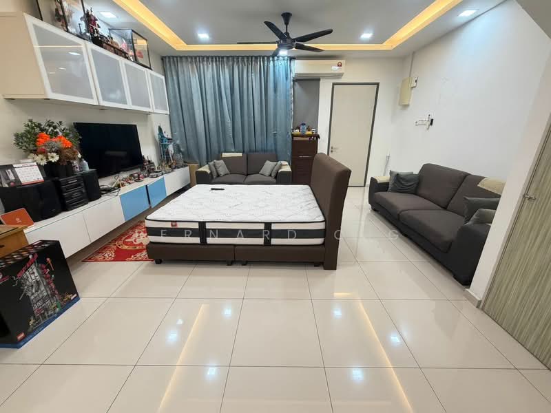 2-storey Terraced House for Sale in Bandar Tasik Puteri (Rawang) - Bernard Ong - Living Room - PropertyGuru.com.my