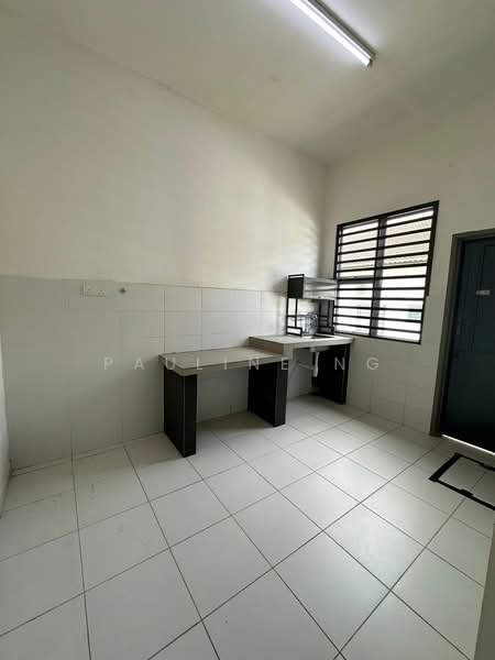 Rumah Teres 1 Tingkat untuk Dijual di Bandar Putra (Kulai) - Pauline Ng - Kitchen - PropertyGuru.com.my