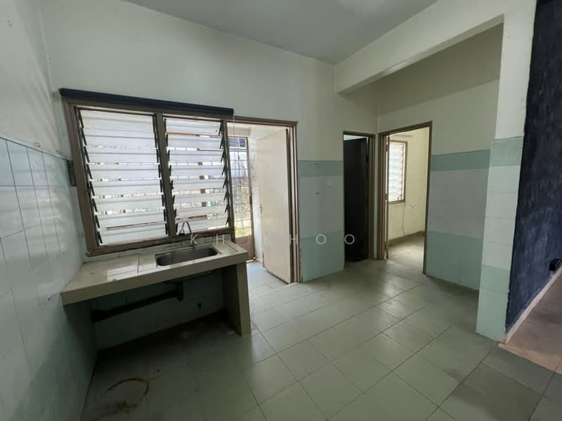 Terraced House for Sale in Usj 12 (Subang Jaya) - KH Khoo - Kitchen - PropertyGuru.com.my