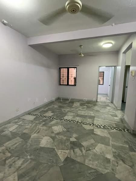 2-storey Terraced House for Rent in Usj 5 (Subang Jaya) - Pearly Gan - Living Room - PropertyGuru.com.my