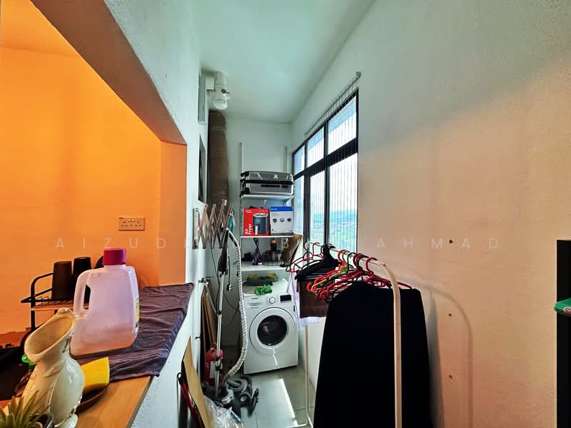 Service Residence for Sale at Suria Putra - Aizuddin bin Ahmad - Balcony - PropertyGuru.com.my