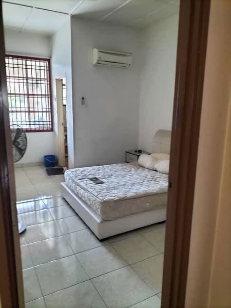 1-storey Terraced House for Sale in Taman Impian Emas (Skudai) - Alan Ler - Bedroom - PropertyGuru.com.my