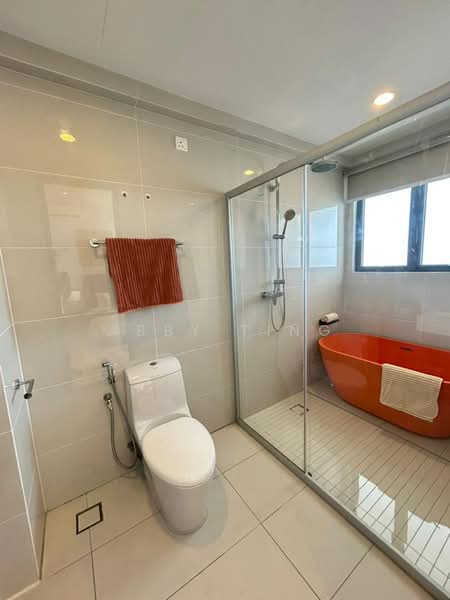 Condominium for Sale at Kings Bay @ Country Garden Danga Bay - Abby Ting - Bathroom - PropertyGuru.com.my