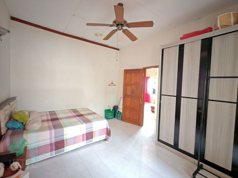 Semi-Detached House for Sale in Taman Saga (Klang) - Eunice Lim - Bedroom - PropertyGuru.com.my