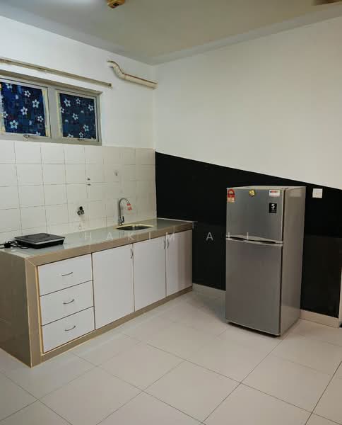 Service Residence for Rent at Domain 2 @ NeoCyber - Hakim Ali - Kitchen - PropertyGuru.com.my