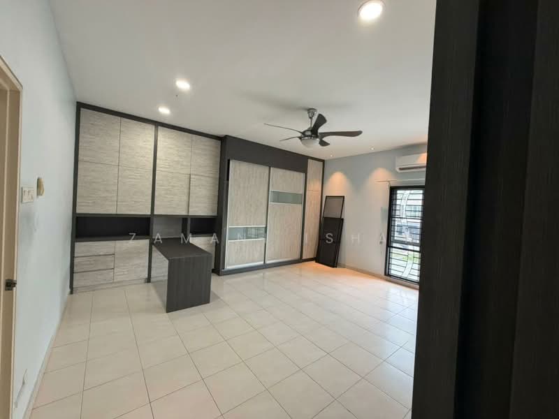 2-storey Terraced House for Sale in Puncak Alam (Selangor) - Zamani Ishak - Bedroom - PropertyGuru.com.my
