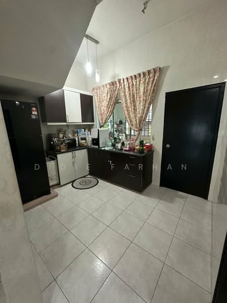 Rumah Teres 2 Tingkat untuk Dijual di Taman Daya (Johor Bahru) - DIDIE FARHAN - Kitchen - PropertyGuru.com.my