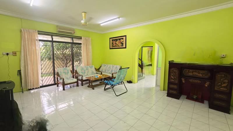 Semi-Detached House for Sale in Taman Camay (Ipoh) - Gary Tang - Living Room - PropertyGuru.com.my