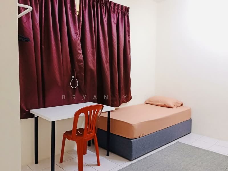 Kondominium untuk Disewa di Platinum Hill PV 5 - Bryan Yeoh - Bedroom - PropertyGuru.com.my