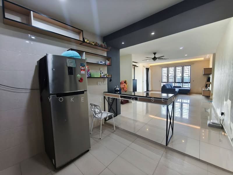 Condominium for Sale at Atmosfera Kondominium - Yoke Leng Sew - Kitchen - PropertyGuru.com.my