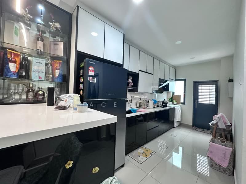 Rumah Teres 2 Tingkat untuk Disewa di Masai (Johor) - Jace Loh - Kitchen - PropertyGuru.com.my