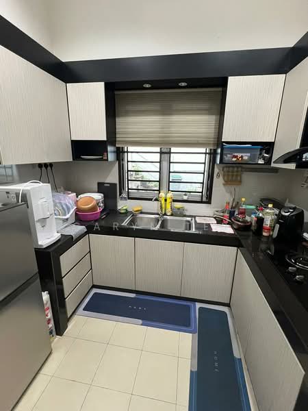 1.5-storey Terraced House for Sale in Bandar Indahpura (Kulai) - Caryn Ter - Kitchen - PropertyGuru.com.my
