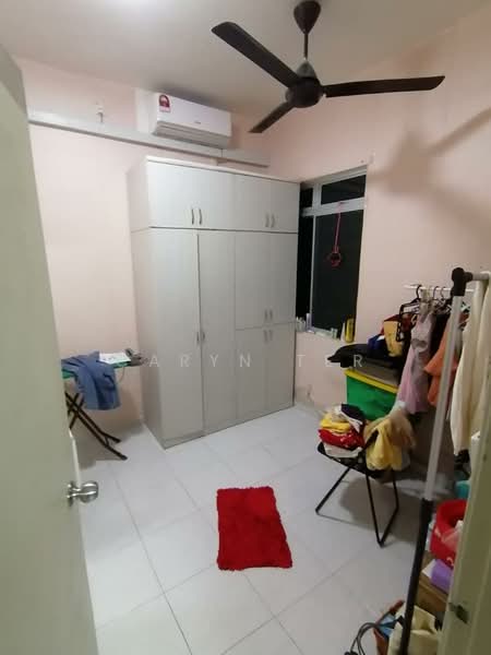 1.5-storey Terraced House for Sale in Bandar Indahpura (Kulai) - Caryn Ter - Bedroom - PropertyGuru.com.my