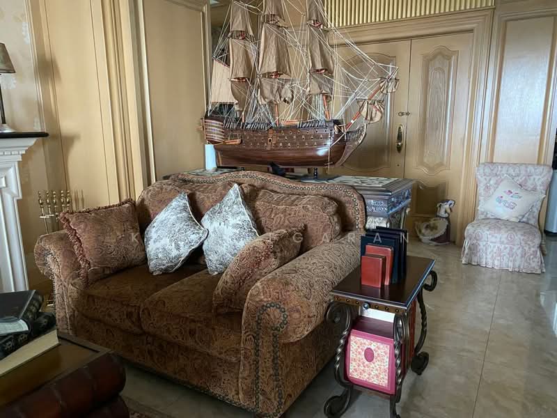 Condominium for Sale at The Boulevard - K.N. Segaran - Living Room - PropertyGuru.com.my