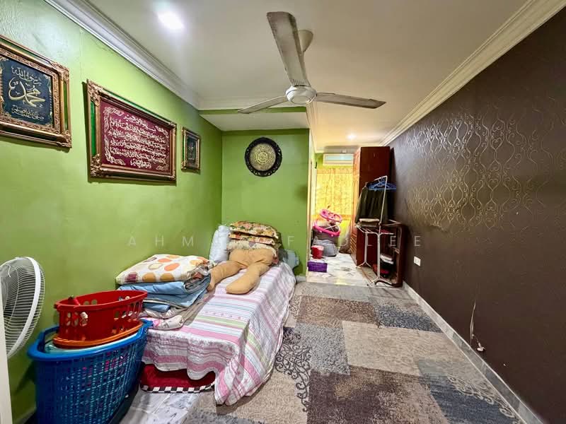Rumah Teres 2 Tingkat untuk Dijual di Petaling Jaya (Selangor) - Ahmad Fadlee - PropertyGuru.com.my