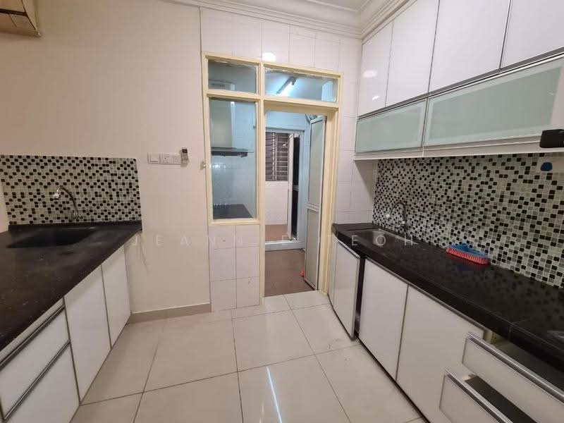 Condominium for Sale at Platinum Hill PV 2 - Jeannie Teoh - Kitchen - PropertyGuru.com.my