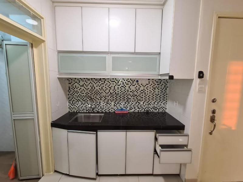 Condominium for Sale at Platinum Hill PV 2 - Jeannie Teoh - Kitchen - PropertyGuru.com.my