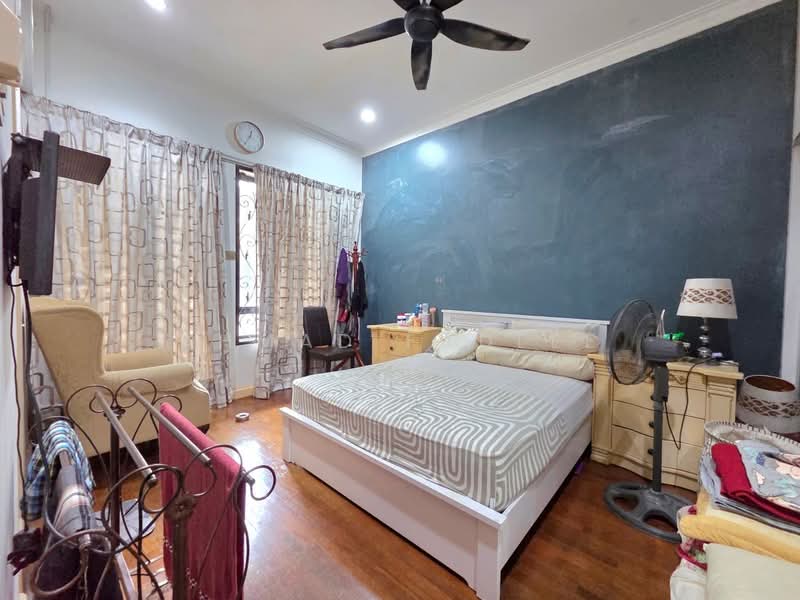 Semi-Detached House for Sale in Bandar Baru Bangi (Selangor) - Ahmad Fadlee - PropertyGuru.com.my