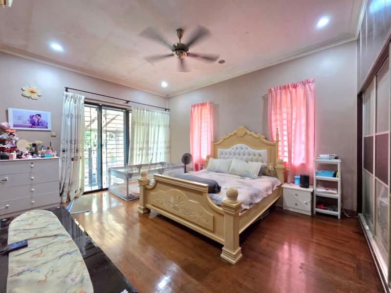 Semi-Detached House for Sale in Bandar Baru Bangi (Selangor) - Ahmad Fadlee - PropertyGuru.com.my