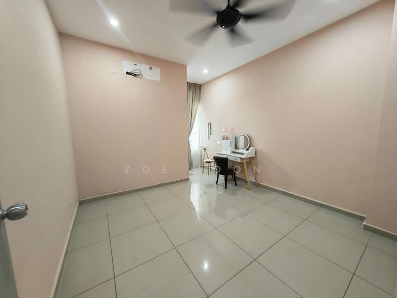 Rumah Teres 2 Tingkat untuk Dijual di Taman Puteri Wangsa (Ulu Tiram) - Zoe Voon - Bedroom - PropertyGuru.com.my