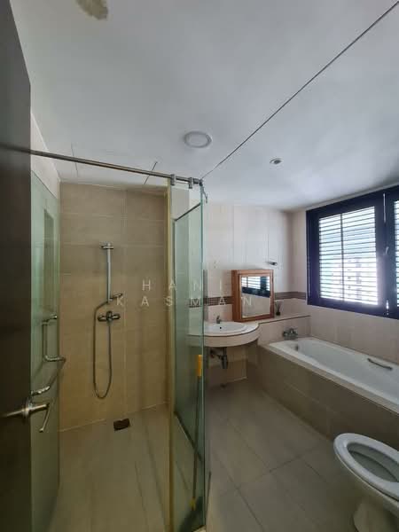 Condominium for Rent at Armanee Terrace - Hanif Kasmani - Bathroom - PropertyGuru.com.my
