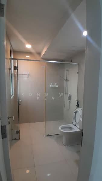 Servis Apartment untuk Disewa di Danau Kota Suite Apartments - Kong Wai Keat - Bathroom - PropertyGuru.com.my