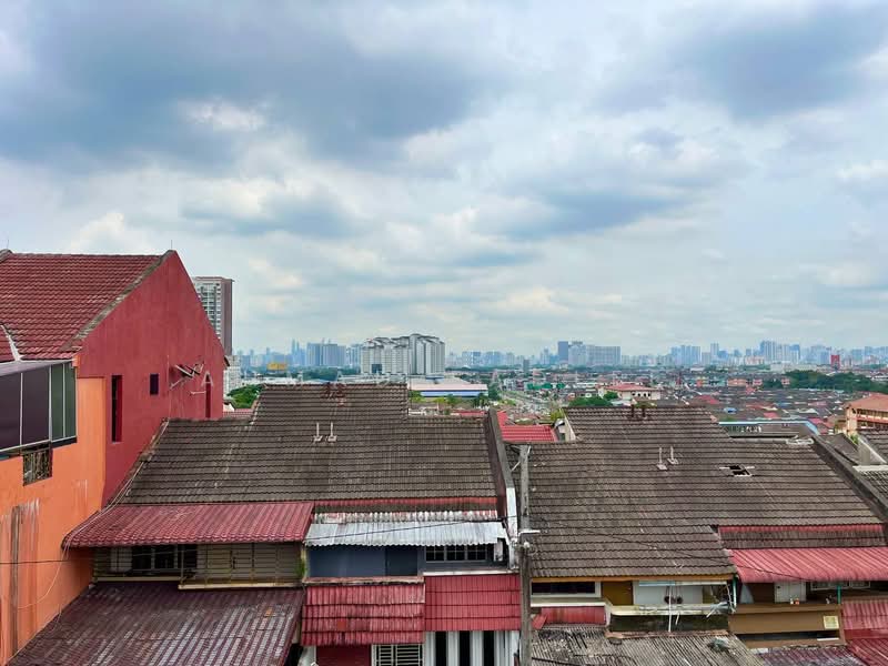 Rumah Teres 2 Tingkat untuk Dijual di Batu Caves (Selangor) - Ahmad Fadlee - PropertyGuru.com.my