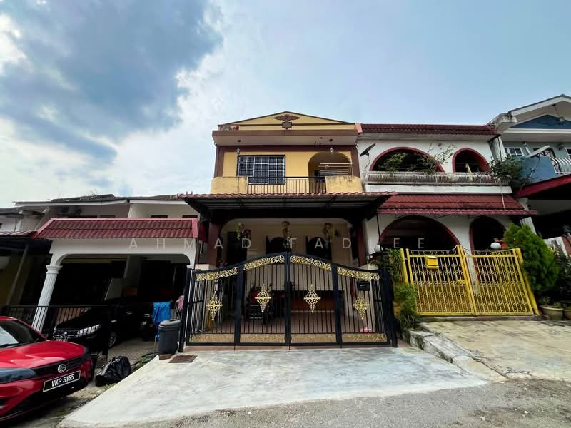 Rumah Teres 2 Tingkat untuk Dijual di Batu Caves (Selangor) - Ahmad Fadlee - PropertyGuru.com.my