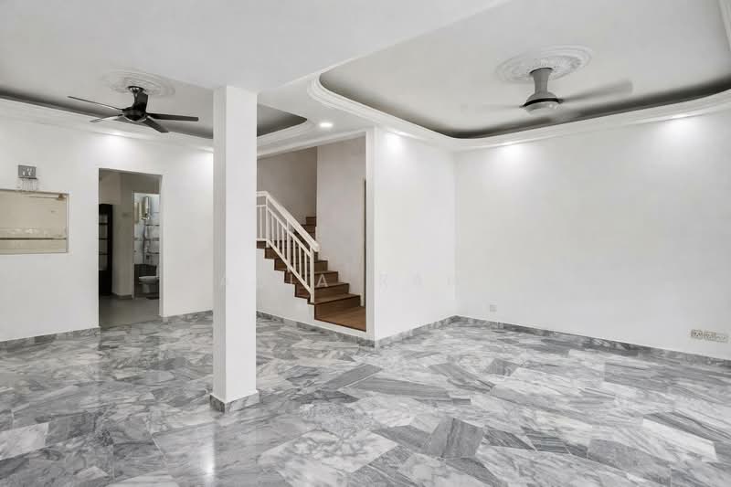 2-storey Terraced House for Sale in Usj 11 (Subang Jaya) - Nadia Rahim - Living Room - PropertyGuru.com.my