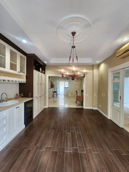 Bungalow for Sale in Bukit Jelutong (Shah Alam) - Azman Ahmad - Kitchen - PropertyGuru.com.my