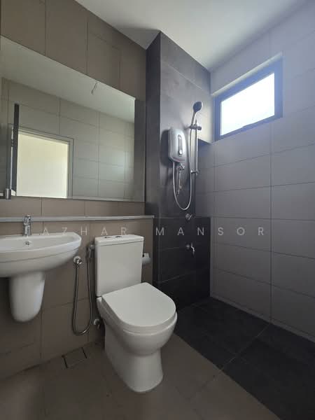 2-storey Terraced House for Sale in Elmina (Shah Alam) - Azhar Mansor - Bathroom - PropertyGuru.com.my