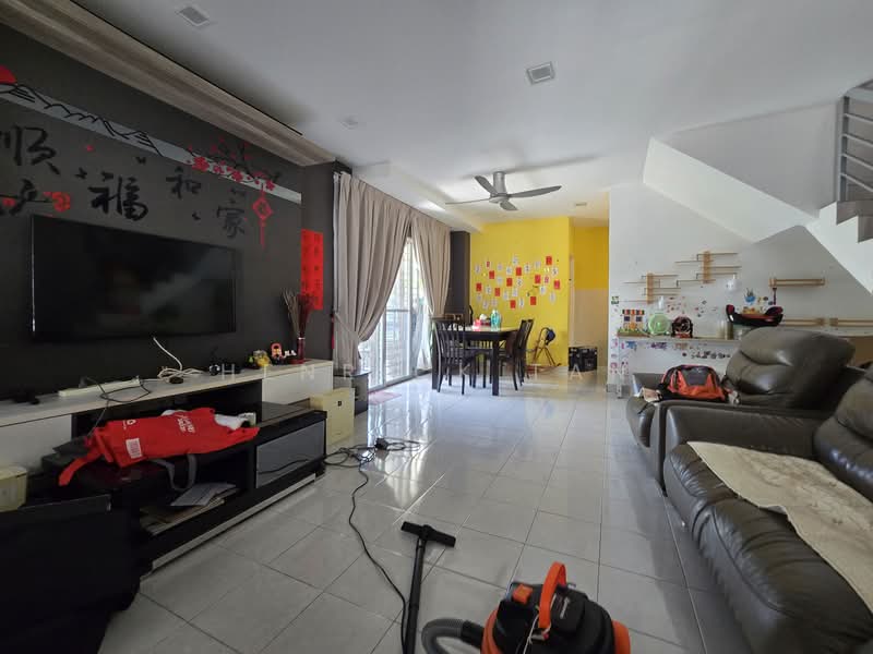 2-storey Terraced House for Rent in Kota Kemuning (Shah Alam) - Henrick Tan - Living Room - PropertyGuru.com.my