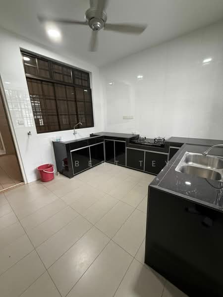 Rumah Teres 1 Tingkat untuk Disewa di Ulu Tiram (Johor) - Albert Tey - Kitchen - PropertyGuru.com.my