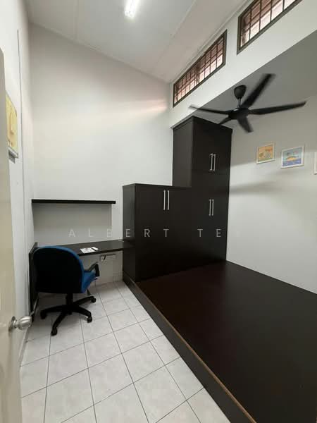 Rumah Teres 1 Tingkat untuk Disewa di Ulu Tiram (Johor) - Albert Tey - Bedroom 2 - PropertyGuru.com.my