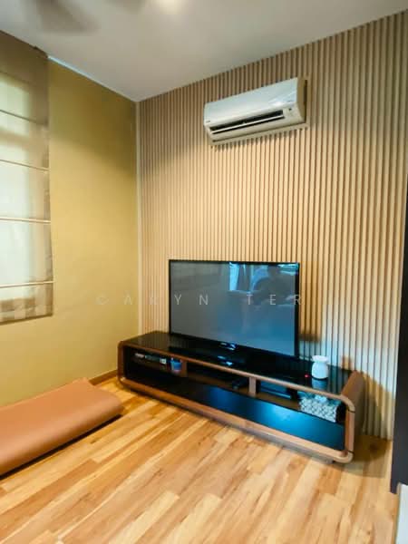 Rumah Berkembar untuk Dijual di Taman Sutera Utama (Skudai) - Caryn Ter - Living Room - PropertyGuru.com.my