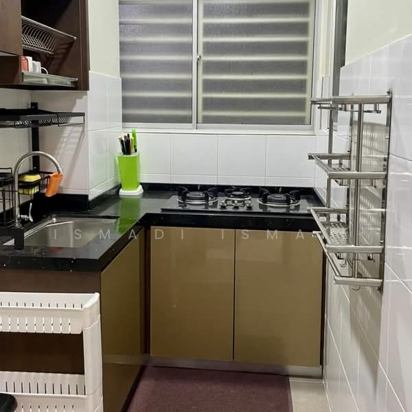 Service Residence for Rent at The Zizz @ Damansara North - Ismadi Ismail - Kitchen - PropertyGuru.com.my