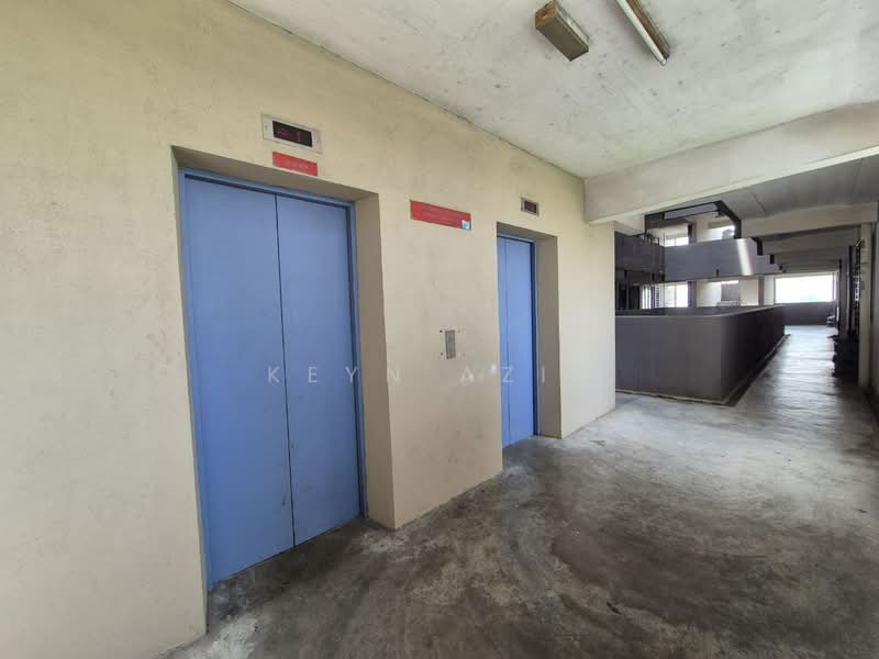 Flat for Sale at Rimba 2 - Keyn Aziz - Corridor - PropertyGuru.com.my