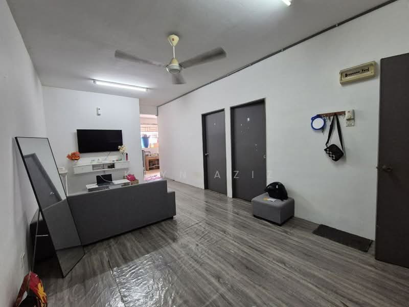 Flat for Sale at Rimba 2 - Keyn Aziz - Living Room - PropertyGuru.com.my