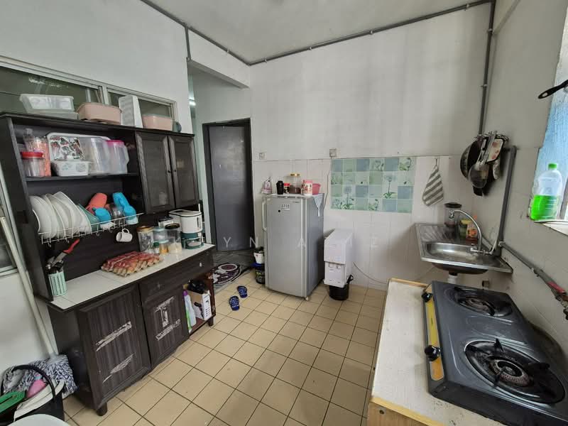 Flat for Sale at Rimba 2 - Keyn Aziz - Kitchen - PropertyGuru.com.my