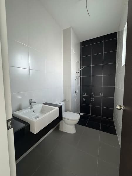 2-storey Terraced House for Sale in Eco Botanic 2 (Iskandar Puteri (Nusajaya)) - Kenny Wong Chen Yao - Bathroom - PropertyGuru.com.my