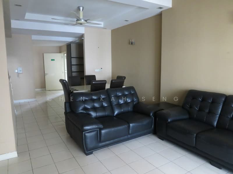 Kondominium untuk Dijual di Seri Maya Condominium - Chen Kah Seng - Living Room - PropertyGuru.com.my