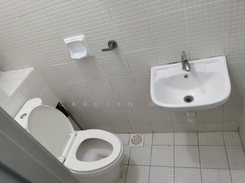 Service Residence for Sale at The Sky Executive Suites - Carolyn Goh - Bathroom - PropertyGuru.com.my