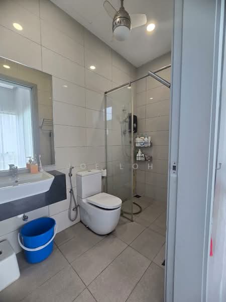 Semi-Detached House for Sale in Johor Bahru (Johor) - Joe Loh - Bathroom - PropertyGuru.com.my