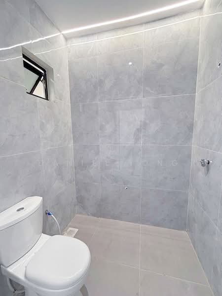 2-storey Terraced House for Sale in Taman Skudai Baru (Skudai) - Daniel Yong - Bathroom - PropertyGuru.com.my