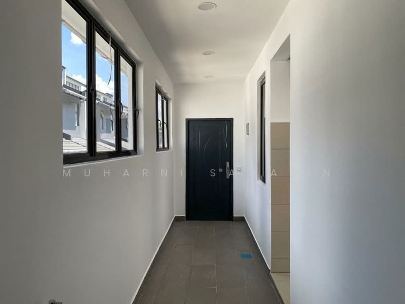 Semi-Detached House for Sale in Denai Alam (Shah Alam) - muharni sawarin - Corridor - PropertyGuru.com.my