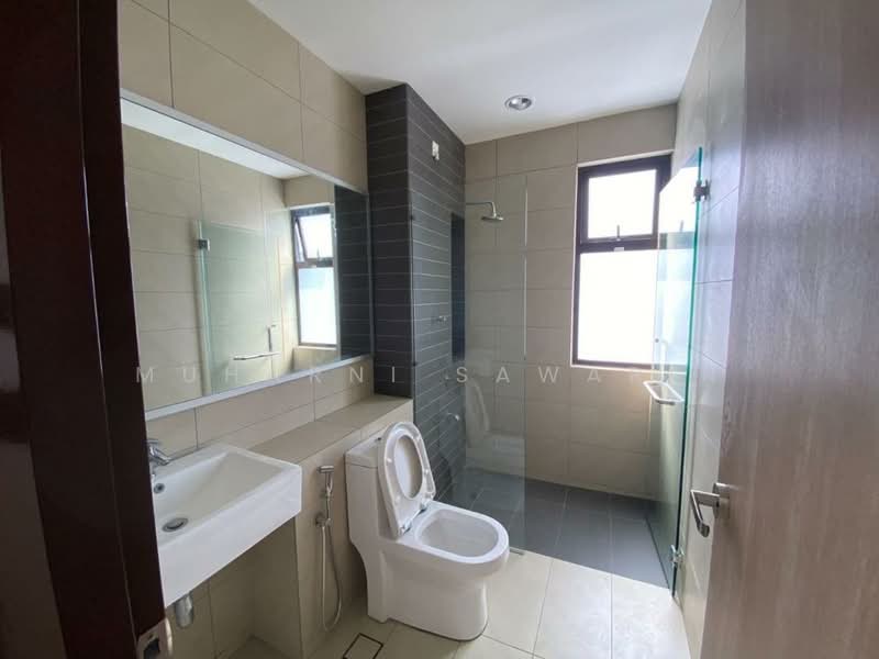 Semi-Detached House for Sale in Denai Alam (Shah Alam) - muharni sawarin - Bathroom - PropertyGuru.com.my