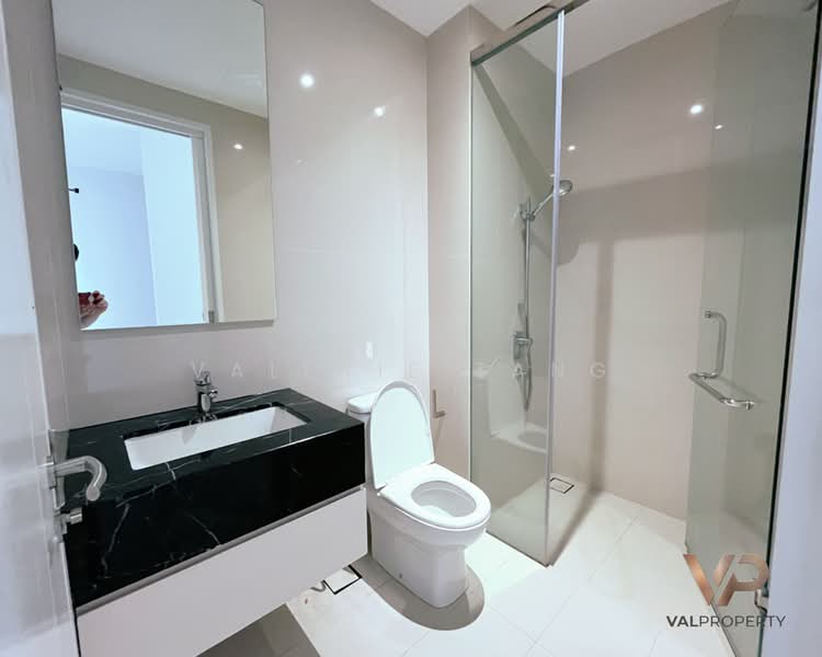 Service Residence for Rent at Pavilion Ceylon Hill - Valerie Tang - Bathroom - PropertyGuru.com.my