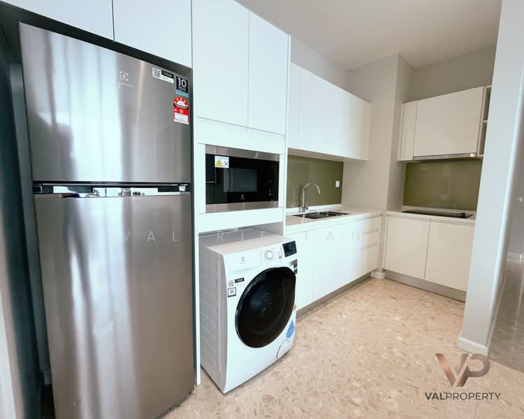 Service Residence for Rent at Pavilion Ceylon Hill - Valerie Tang - Kitchen - PropertyGuru.com.my