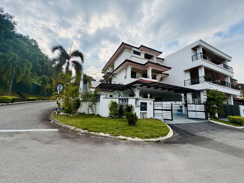Rumah Berkembar untuk Dijual di Cheras (Kuala Lumpur) - Michelle Siow - Exterior - PropertyGuru.com.my